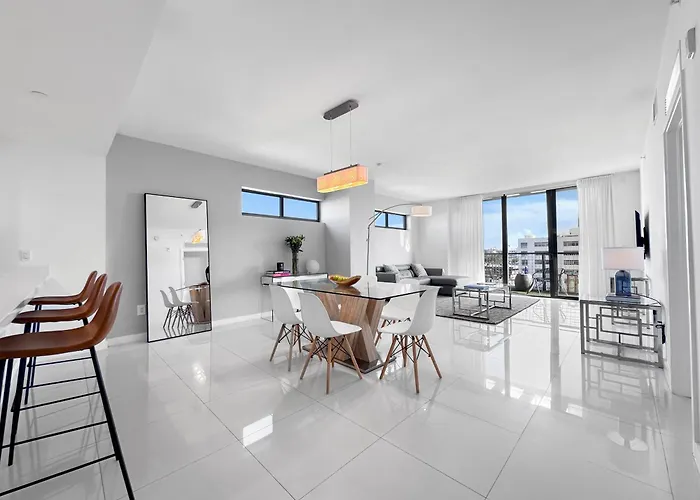 Bay Breeze Premium Apartments By Eskape Collection